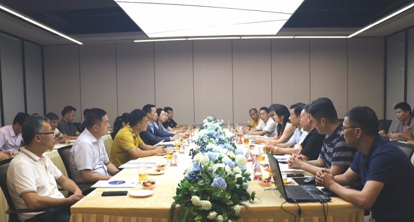 橫崗街道工商聯(lián)（商會(huì)）領(lǐng)導(dǎo)、企業(yè)家蒞臨康利城考察