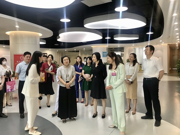 乘風(fēng)破“難”謀發(fā)展，巾幗揚帆新征程  ——深圳市首個“區(qū)域聯(lián)建”婦聯(lián)組織在康利城掛牌成立 